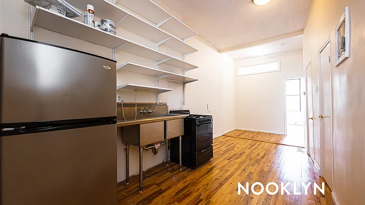 Rented by Nooklyn NYC LLC | media 28