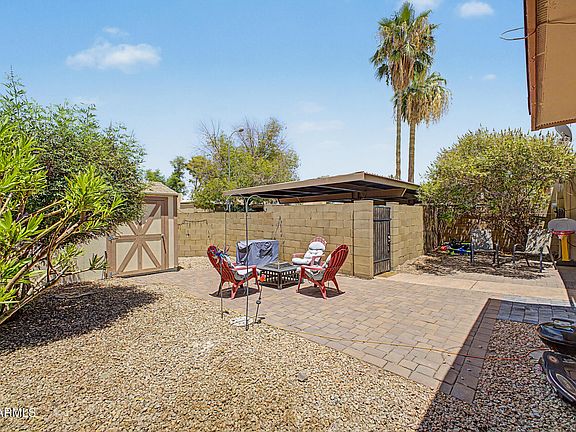 3rd image of 2120 E VILLA Court