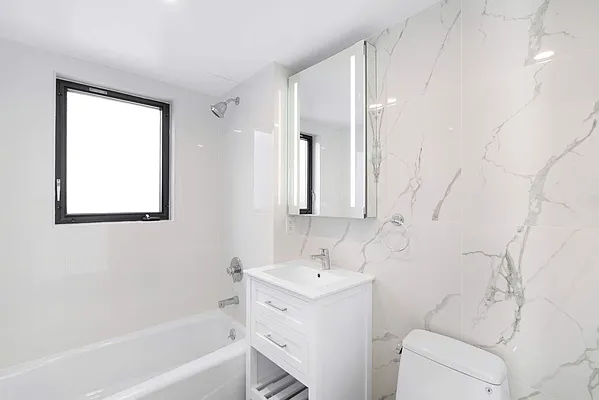 Rented by Compass | media 32