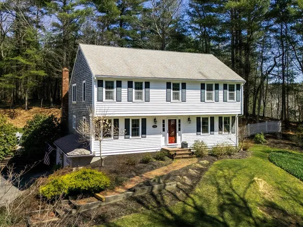 550 West St, Duxbury, MA 02332