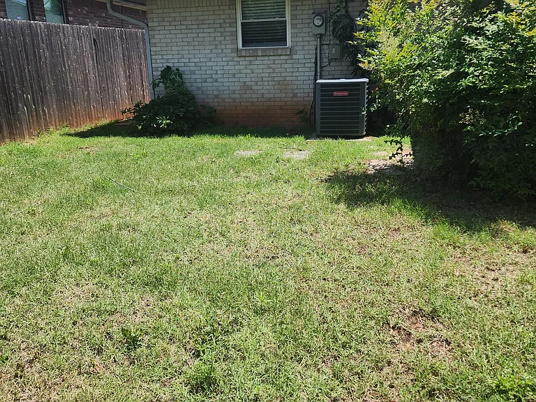 1101 Pin Oak Dr — Photo 11