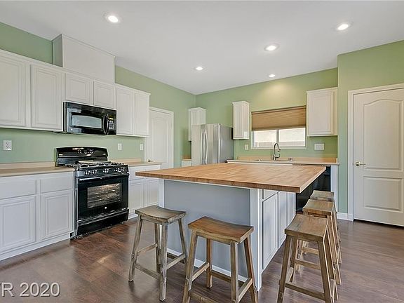4th image of 3112 Spring City Ave