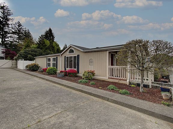 3rd image of 17401 SE 39th St Unit 38
