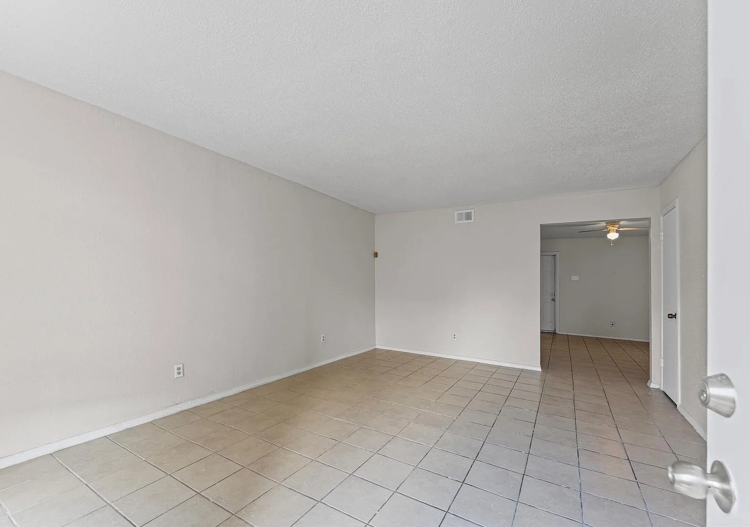 Welcome to this beautifully remodeled duplex offering the perfect opportunity for homeowners and ... — Photo 2