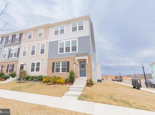 10 Capitol Mews, Ranson, WV 25438