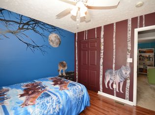 123 Tuscany Estates Dr, Finleyville, PA