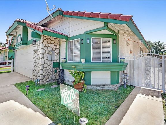 2nd image of 14581 El Contento Ave