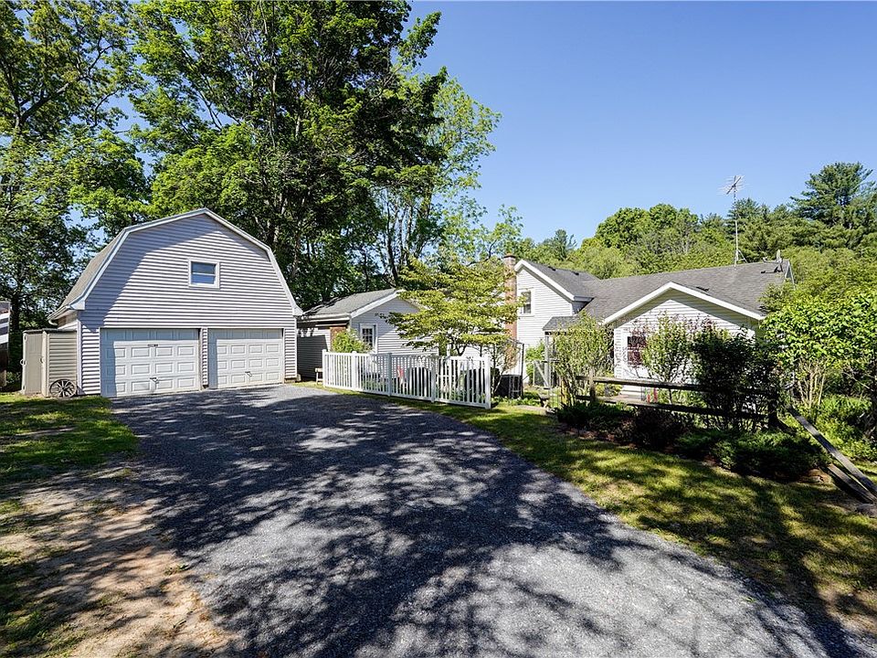 1st image of 299 Log Cabin Rd