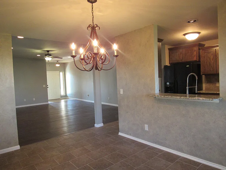 17516 Black Hawk Dr — Photo 9