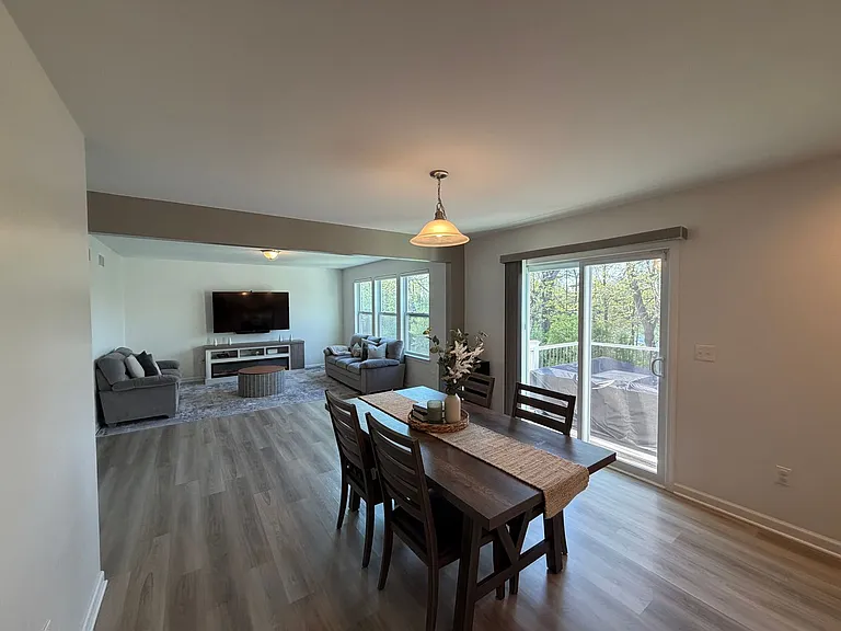 9463 White Tail Dr — Photo 8