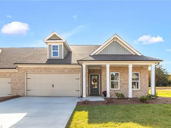 3606 Townland Cir, Clemmons, NC 27012