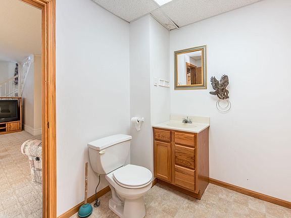 5th image of 1205 N Nokomis NE