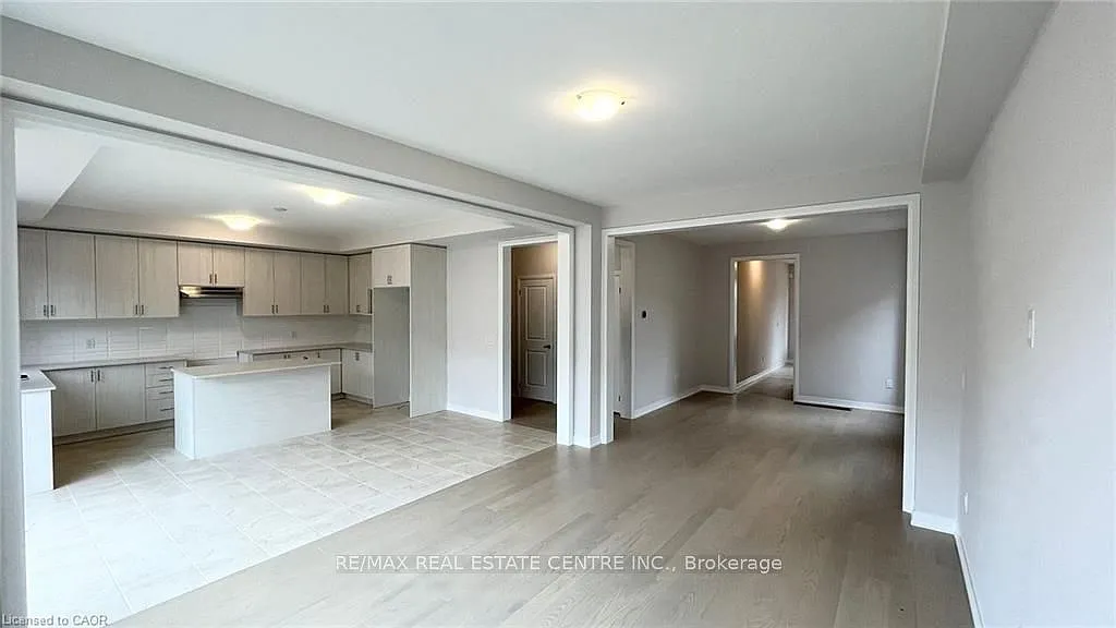 4 bed, $3,000 — Photo 4