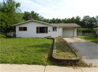 526 Gentle Breeze Ter, Carpentersville, IL