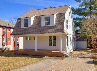 415 42nd St, Des Moines, IA 50312
