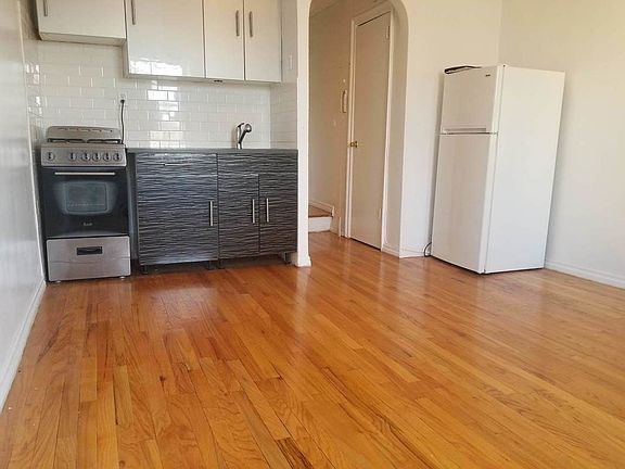 3rd image of 784 4th Ave APT 6B