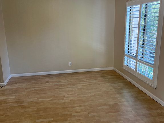 4th image of 320 N Civic Dr APT 302