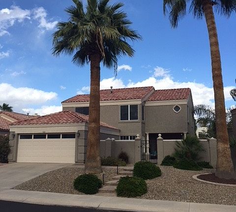 2nd image of 3410 E Woodland Dr