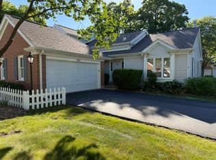 494 Ferndale Ln, Prospect Heights, IL 60070