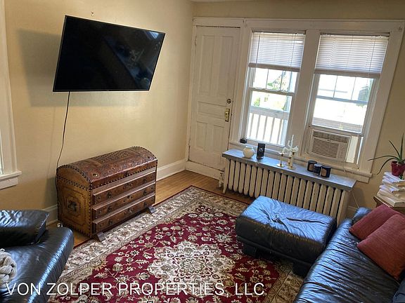 5th image of 1607 N Astor St #10502580