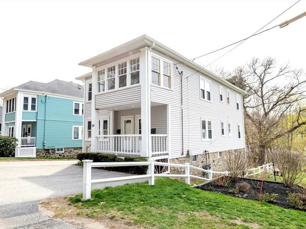 156 High St, Andover, MA 01810