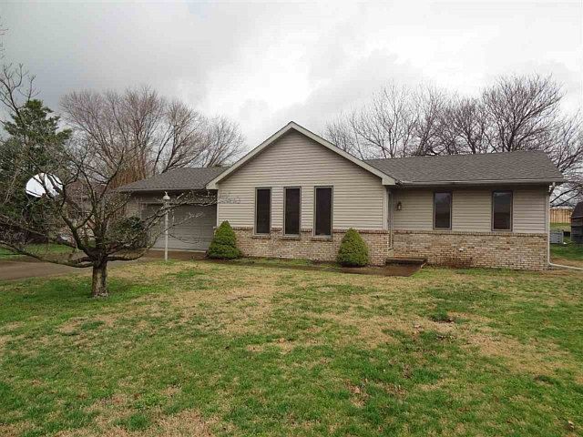 1st image of 2415 Saratoga Dr