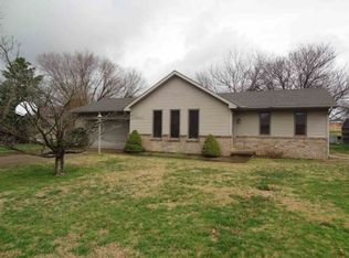 2415 Saratoga Dr, Evansville, IN 47715