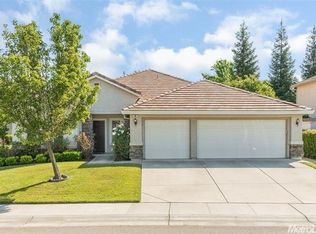 10 Sanderling Ct, Sacramento, CA