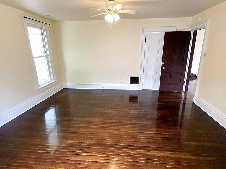 169 E State St — Photo 15