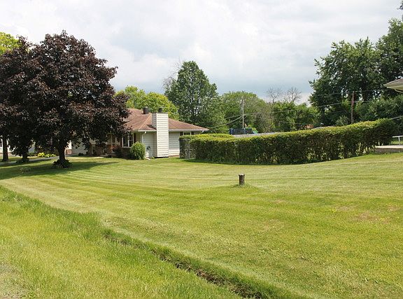 2nd image of 29W121 Donald Ave