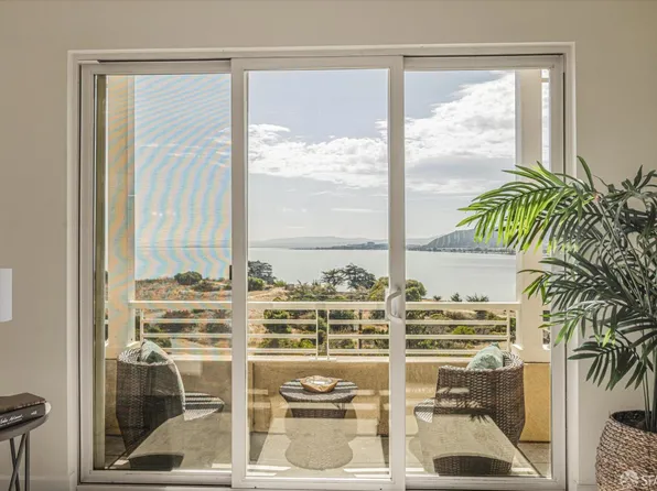 101 Crescent Way APT 2108, San Francisco, CA 94134