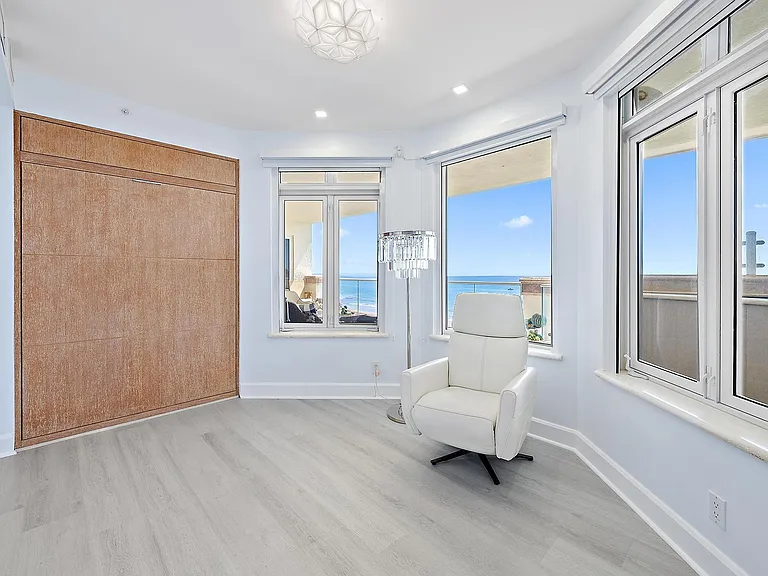 2070 N Ocean Blvd #Penthouse 4 — Photo 22