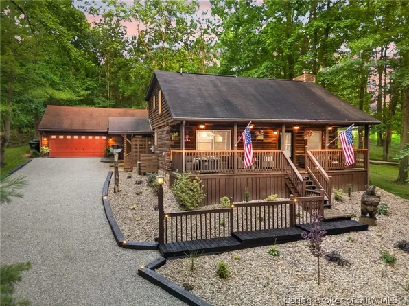 3250 N Shamrock Lane, Birdseye, IN 47513