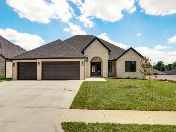 2148 North Silver Charm Ave, Springfield, MO 65802