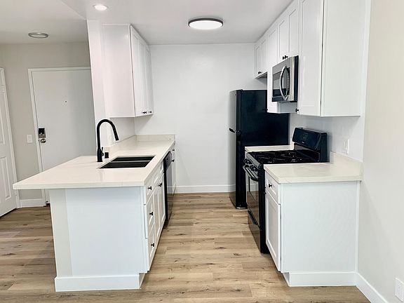 2nd image of 1520 S Bedford St APT 7