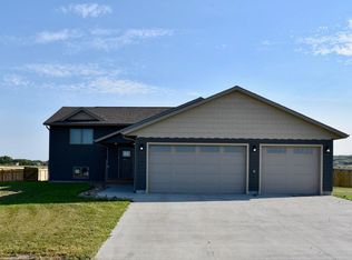 515 Rousseau Ave, Fort Pierre, SD 57532