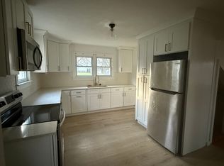 25034 Kenneth Ave, Edwardsburg, MI 49112