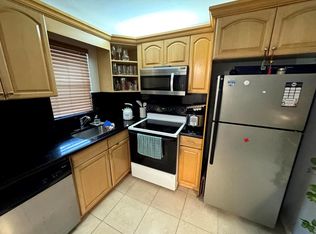 9355 SW 8th St APT 102, Boca Raton, FL 33428