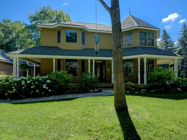 3600 Kennedy Pl, Williamsburg, MI 49690