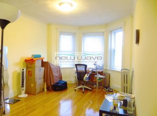 100 Queensberry St APT 12A, Boston, MA 02215