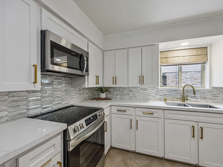 11418 Ash Creek Dr — Photo 14