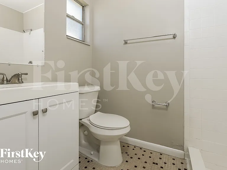 220 Broward Ave — Photo 12