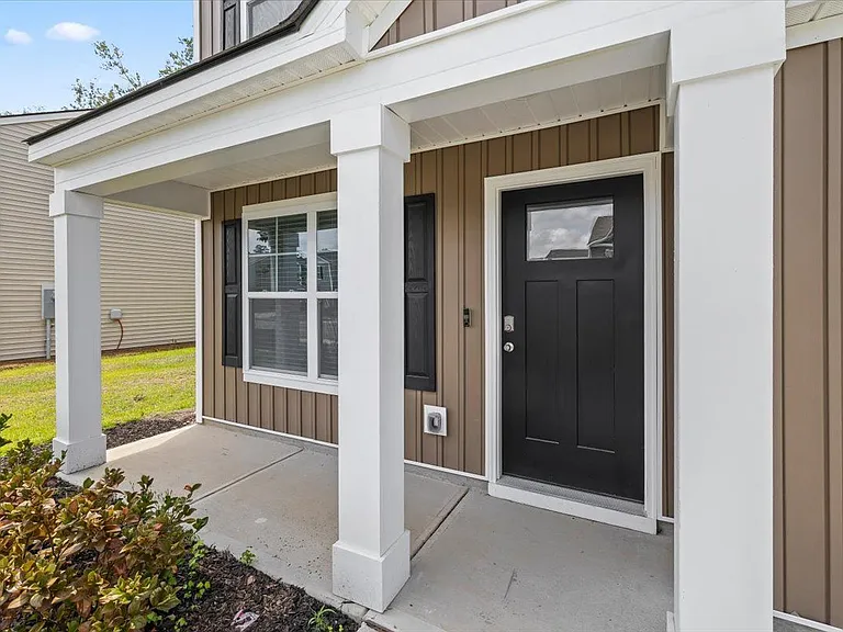 117 Azure Dr — Photo 16