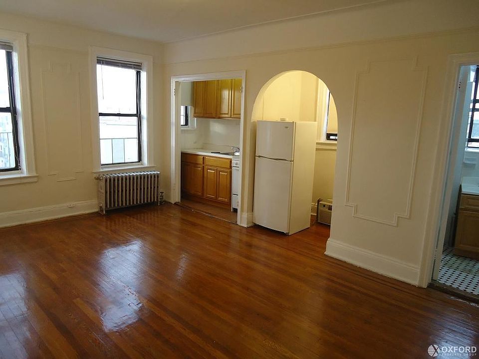 1st image of 3216 Crescent St APT D6