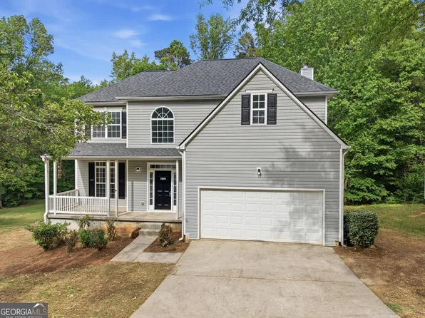 814 Shadow Lakes Dr, Lithonia, GA 30058