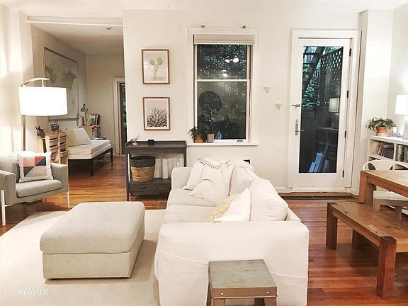 2nd image of 121 W 88th St APT 1