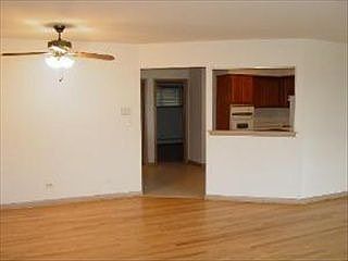 3rd image of 640 Colonial Ln APT 16