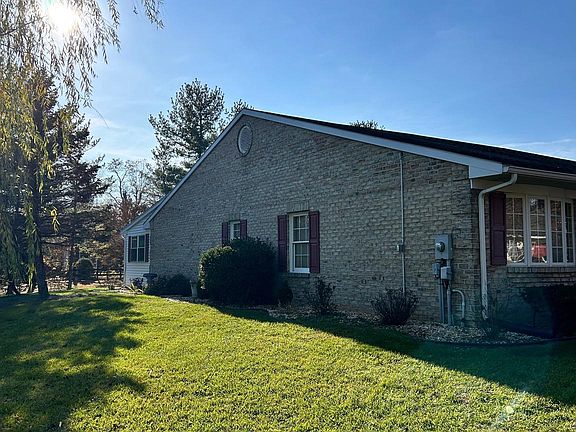 2nd image of 1058 Matthew Ct