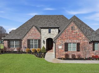 19629 E Boulder Dr, Owasso, OK 74055