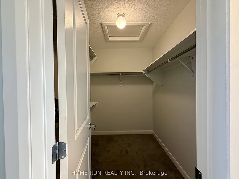 1009 Ballyhale Hts — Photo 19